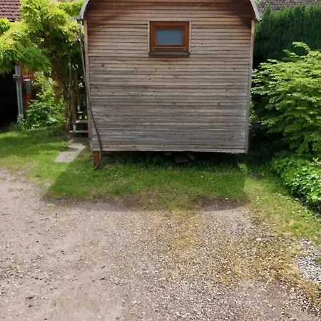 Pfaelzer Zirkuswagen Nyaraló